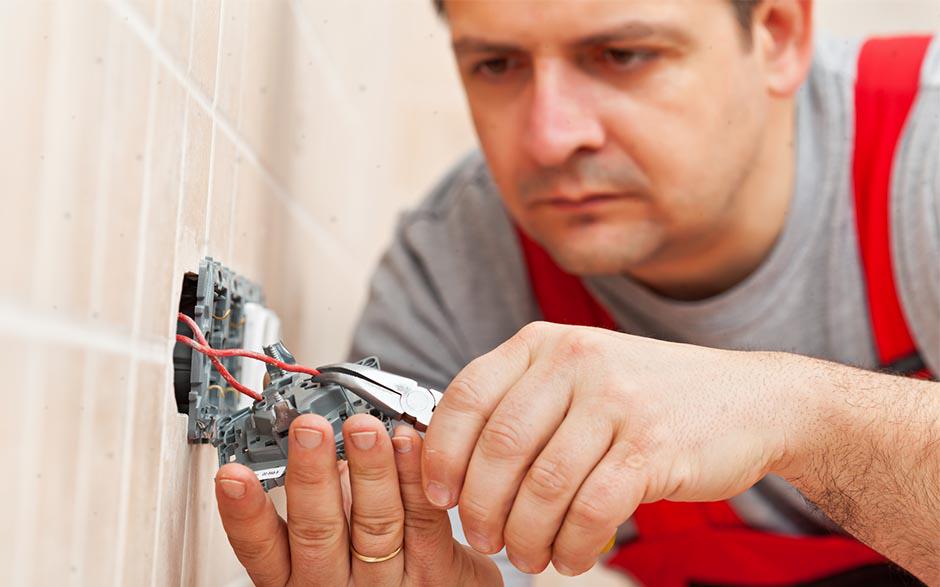 cherche électricien pas cher Compiègne
